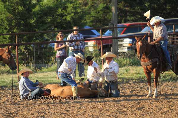 Ranch Rodeo, 06-19-10 - Photo 09