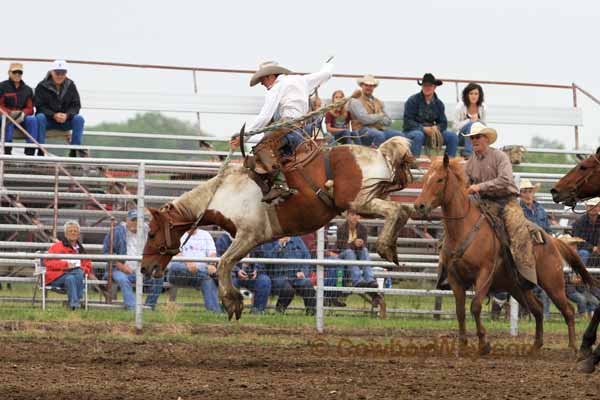 Ranch Bronc Riding, 05-15-10 - Photo 06