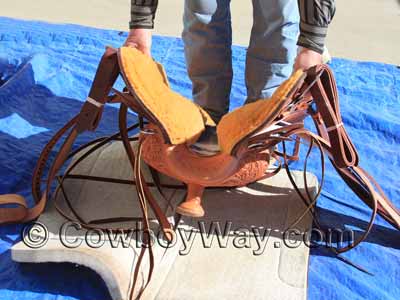 Raising the saddle up and down