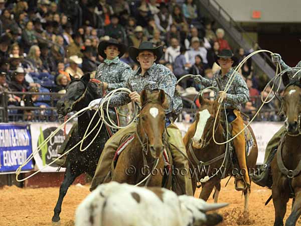 The Crutch Ranch closes in on their steer