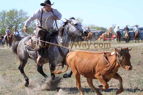 Chops Pasture Roping, 10-01-11 - Photo 34