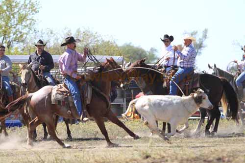 Chops Pasture Roping, 10-01-11 - Photo 69