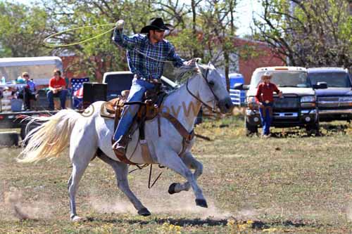 Chops Pasture Roping, 10-01-11 - Photo 20