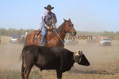 Chops Pasture Roping, 10-01-11 - Photo 30