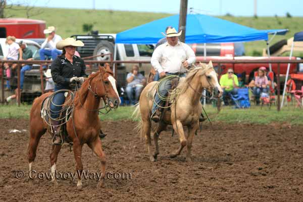 Muddy Hunn Ranch Rodeo, 06-28-14 - Photo 04