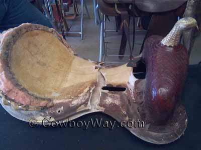 A cheap saddle with a broken saddle tree