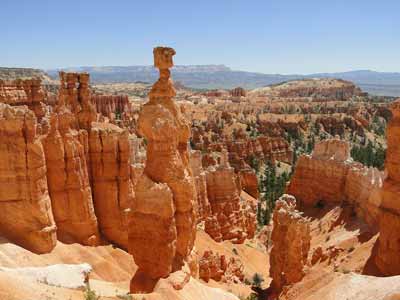 Hoodoos like these can be seen when trail riding in Bryce Canyon